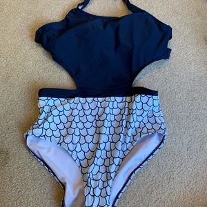 One piece bathing suit